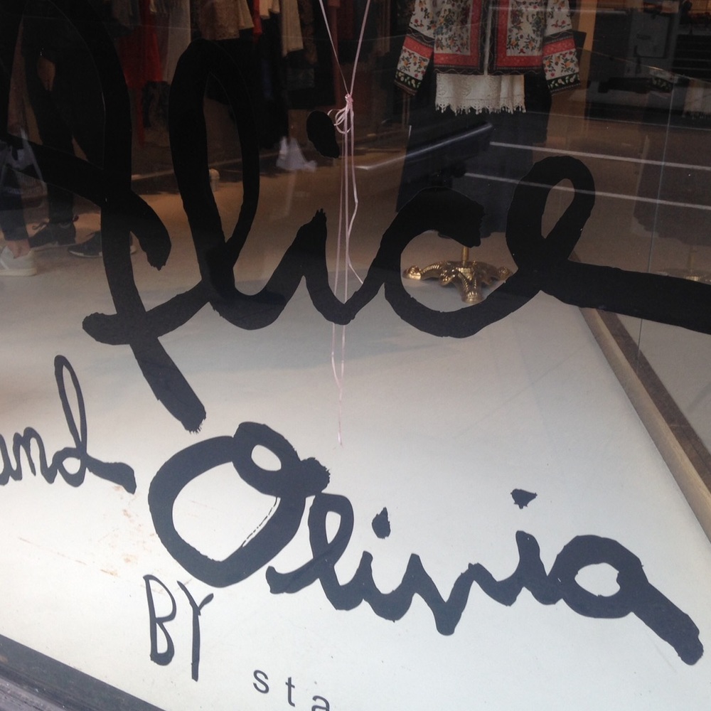 Silk Alice + Olivia gorgeous dress - Picture 6 of 6