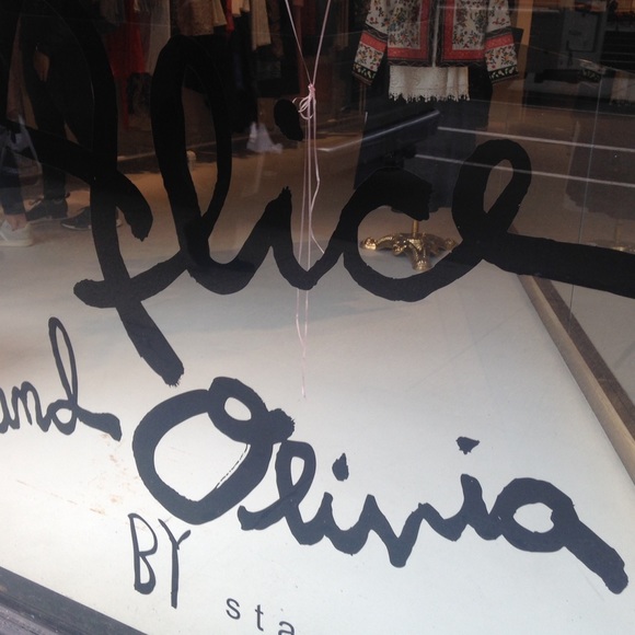 Silk Alice + Olivia gorgeous dress - Picture 6 of 6