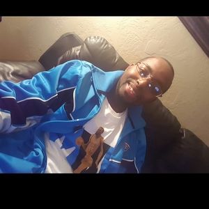 Meet your Posher, Dedric