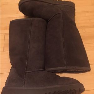 UGGS! PRICE DROP!
