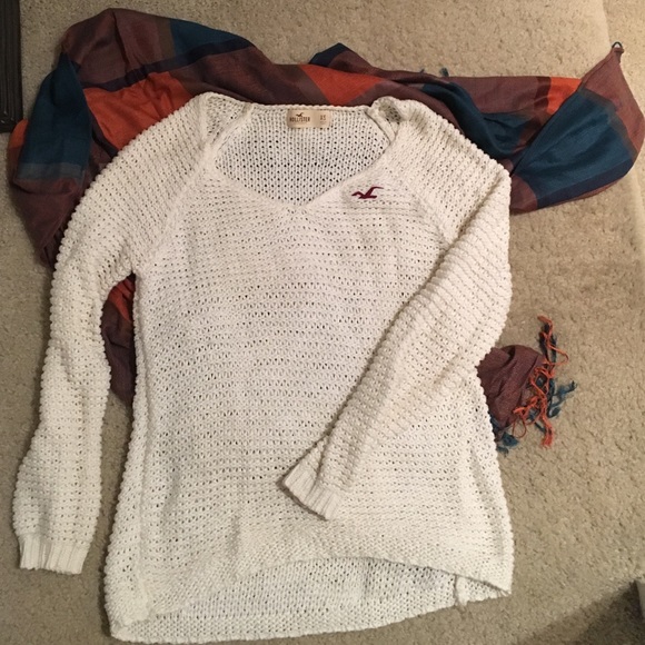 Hollister sweater