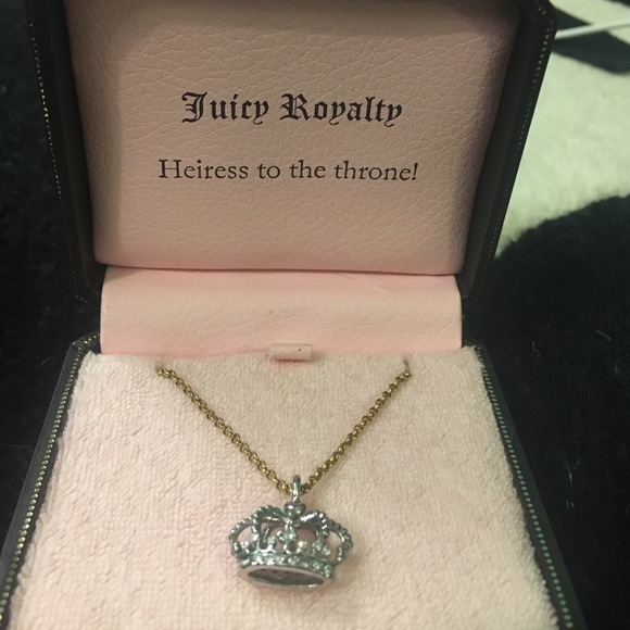 Juicy Couture crown necklace - Picture 3 of 3