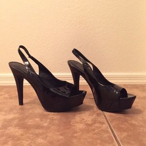 Jessica Simpson black patent leather pumps -Size 8