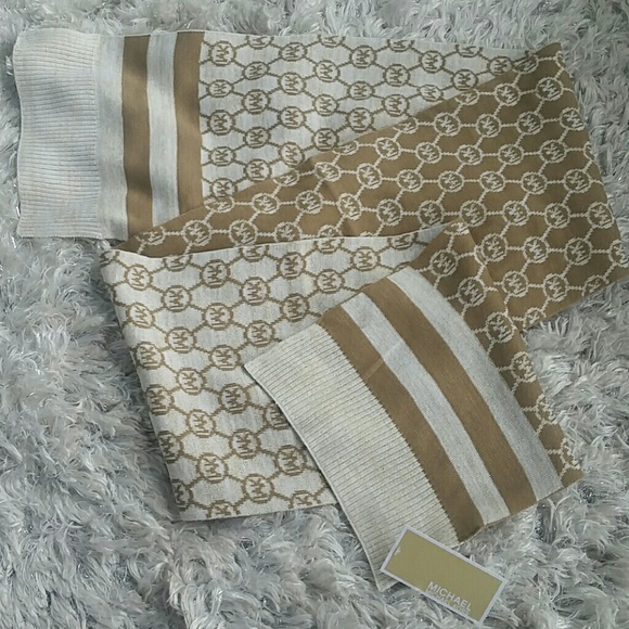 🆕 MICHAEL KORS Gold, cream and tan scarf● NWT - Picture 2 of 4