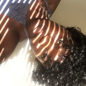 Meet your Posher, Maria