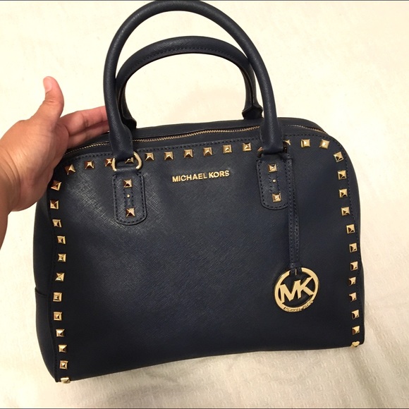 Michael Kors Saffiano Leather with Gold Studded - Picture 2 of 4