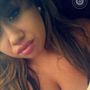 Meet your Posher, Alayna