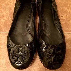 Tory Burch black patent leather flats - size 8