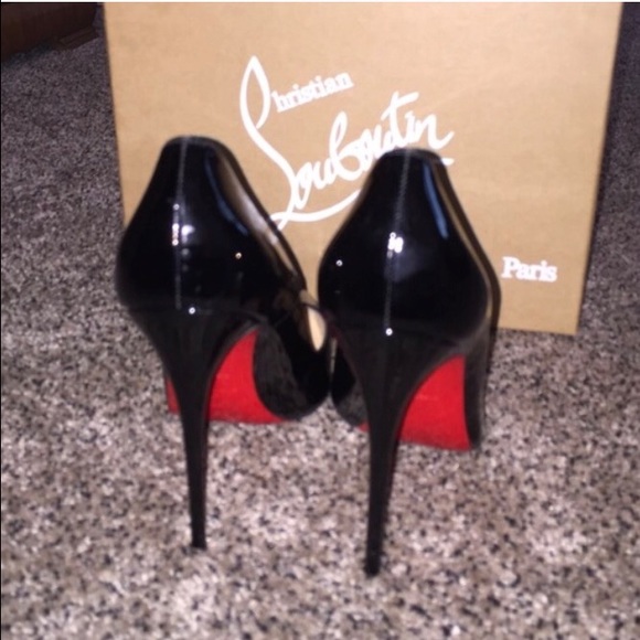 Shoes - Christian Louboutin Patent Leather So Kate's