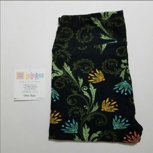 LuLaRoe OS Leggings. NWT.