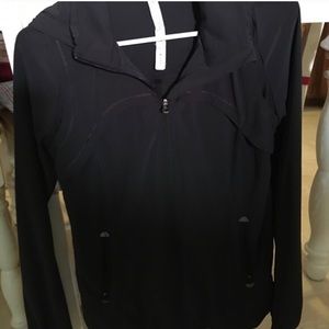 Lululemon running/rain jacket