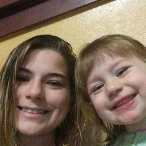 Meet your Posher, Makayla