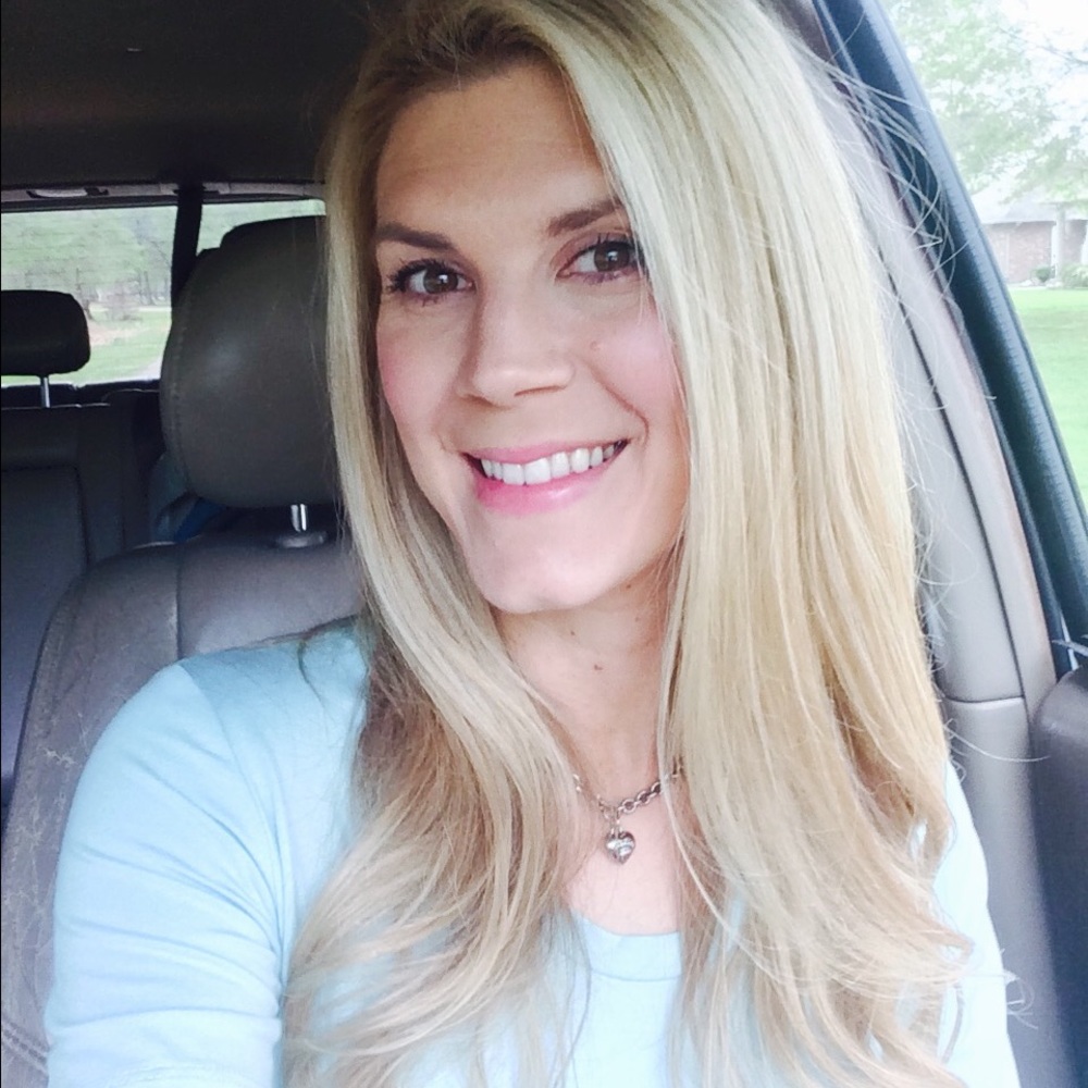 Meet your Posher, Jennifer