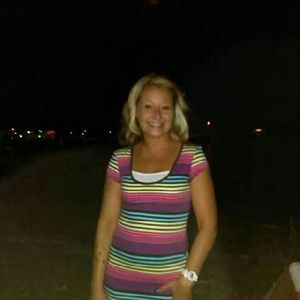 Meet your Posher, Deena