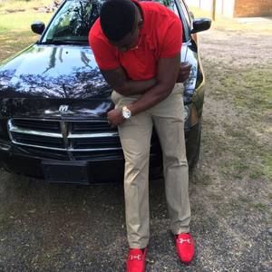 Meet your Posher, Deandre