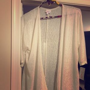 Small NWT lularoe Lindsey. - sold!!