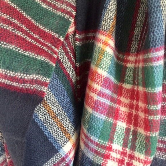 🎁Plaid infinity blanket scarf • Infinity Raine🎁 - Picture 2 of 4