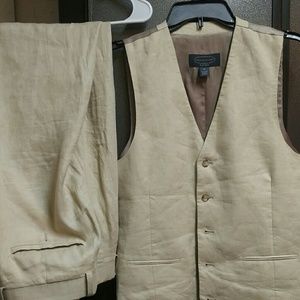 Pronto Uomo Platinum Modern Fit vest & dress pant