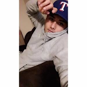 Meet your Posher, Derek