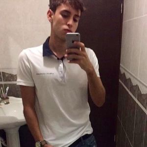 Meet your Posher, Luis