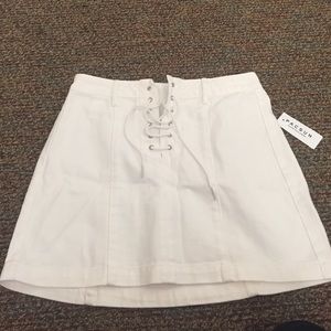 Kendall & Kylie lace up white denim skirt