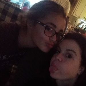 Meet your Posher, Alisa