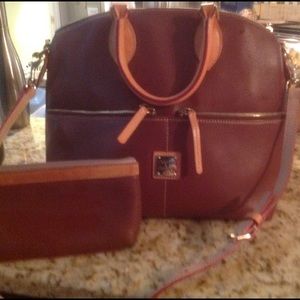 All leather purse