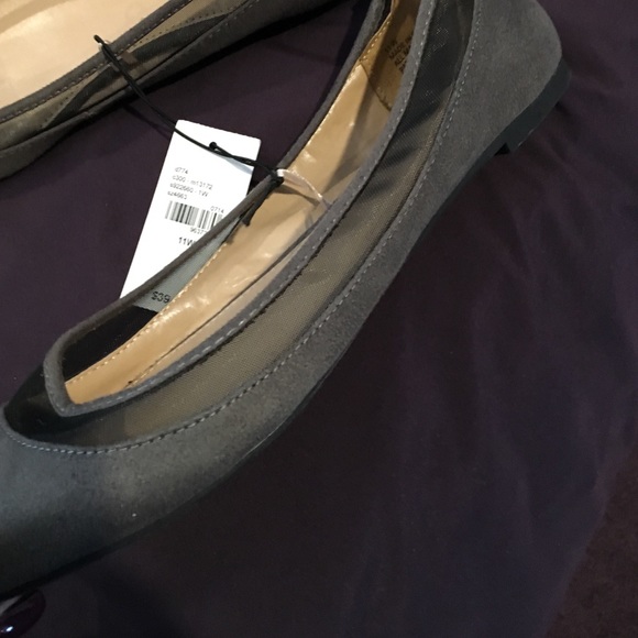 Shoes - Picture 2 of 4