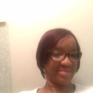 Meet your Posher, Regina