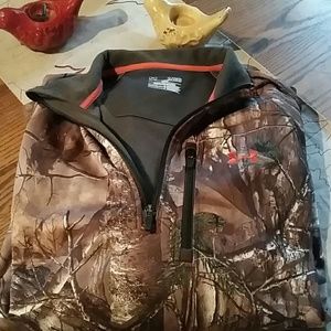 **Under Armour** light sweater