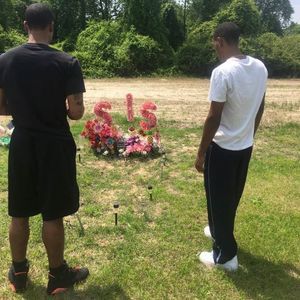 Meet your Posher, Hanif