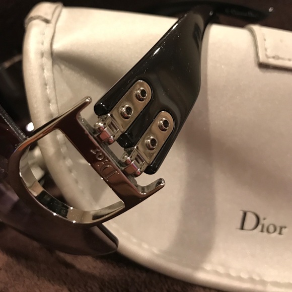 Woman's sunglasses - Picture 2 of 4