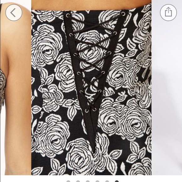 Forever 21 Darling Floral A-line Dress - Picture 3 of 3