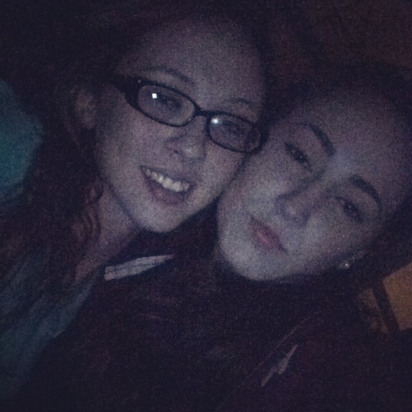 Meet your Posher, Julia - Picture 1 of 1