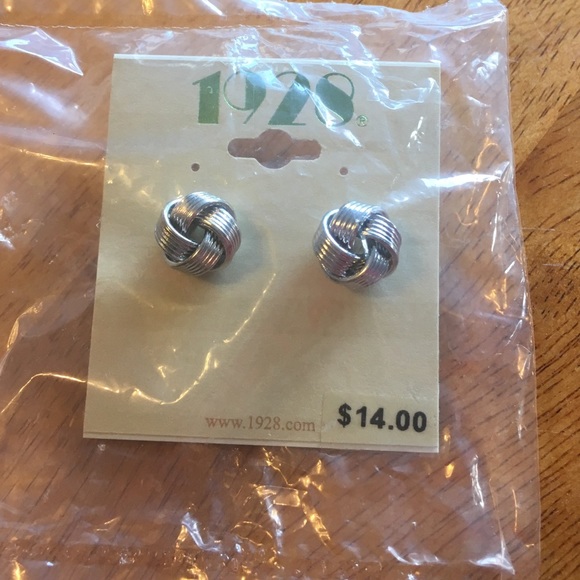 Silver Tone knotted stud earrings