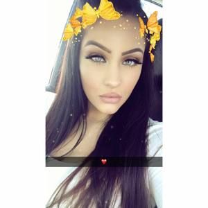 Meet your Posher, Genavieve