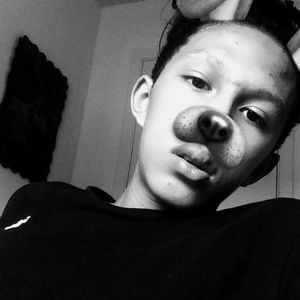 Meet your Posher, Carlos