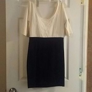 Black and white bodycon dress