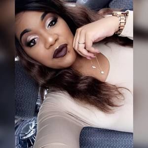 Meet your Posher, Lashyra