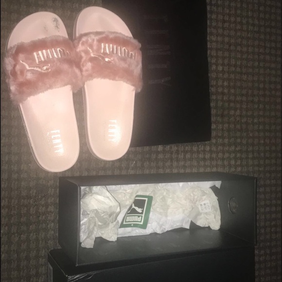 FENTY PUMA SLIDES