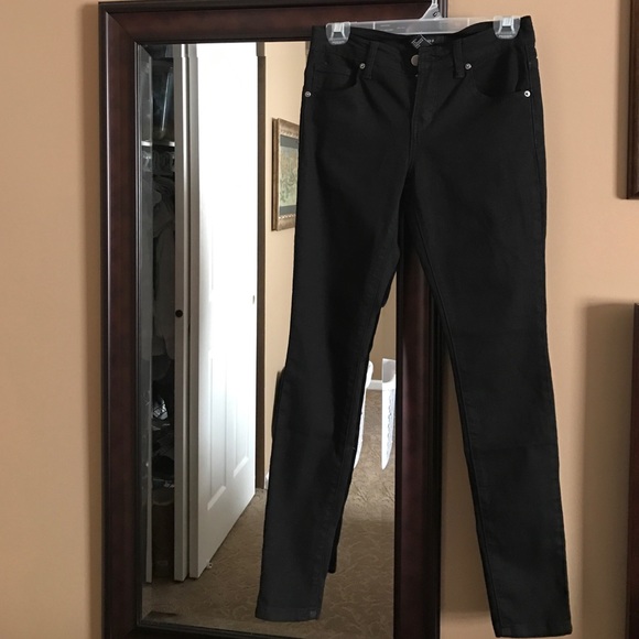 Black Denim Skinny Jeans