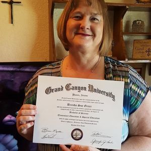 Meet your Posher, Brenda