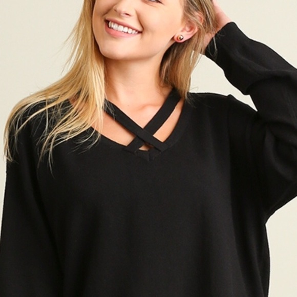 Criss Cross V Neck Sweater - Picture 3 of 4