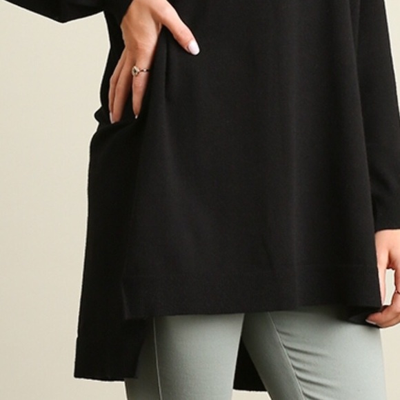 Criss Cross V Neck Sweater - Picture 4 of 4