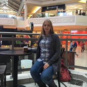 Meet your Posher, Marina