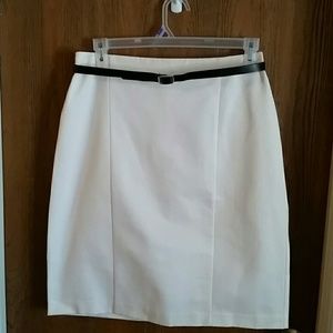 Off white skirt