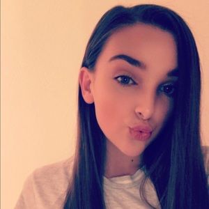 Meet your Posher, Kendall