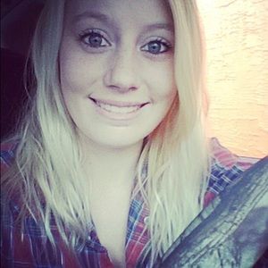 Meet your Posher, Rae