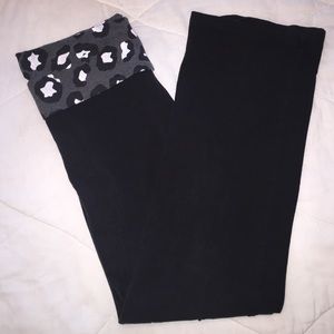 Victoria secret boot-cut yoga pants