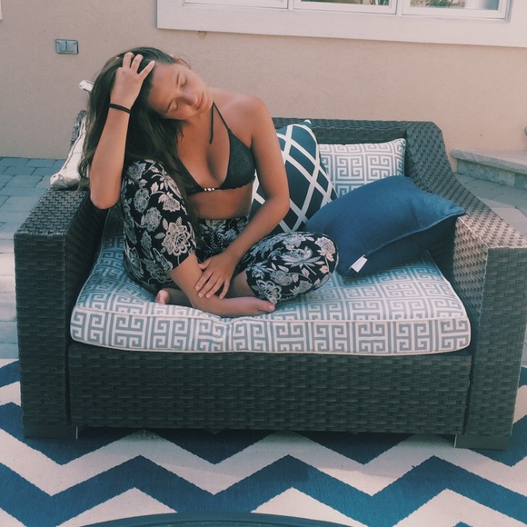 Meet your Posher, Marissa - Picture 3 of 4